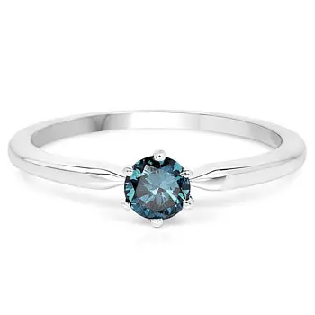 pierścionek zaręczynowy z diamentem