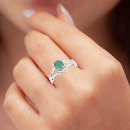 Srebrny pierścionek ze szmaragdem naturalnym