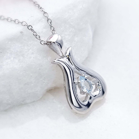 Srebrny naszyjnik Zawieszka z akwamarynem