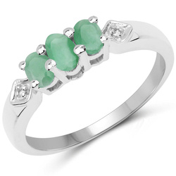 Pierścionek dla dziewczyny Szmaragdy i kryształy górskie