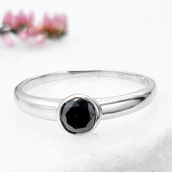 Pierścionek z czarnym diamentem Srebro 925